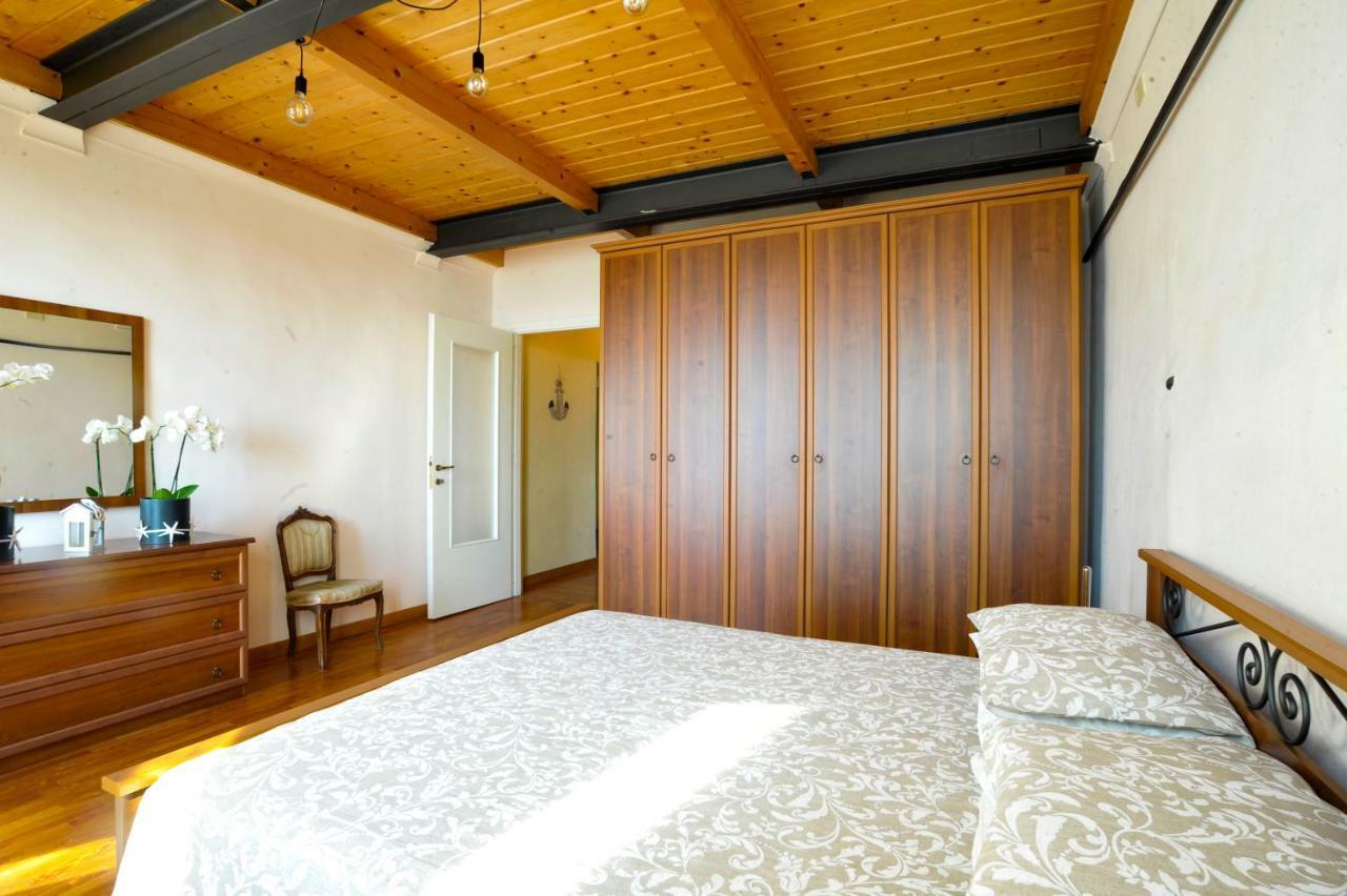 Appartement Maison Du Port Vieux à San Remo Extérieur photo